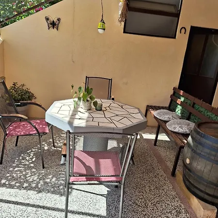 Rita & Sara Apartment Omiš